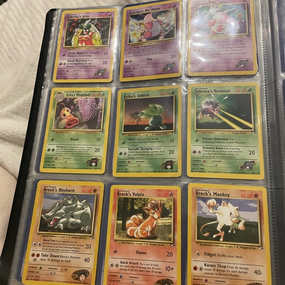 Pokémon Card Binder Collection - Picture 4 of 12